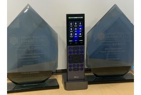 Nice HR40 remote with both awards